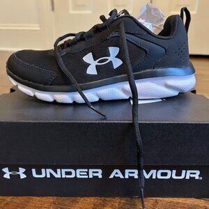 Under Armour Big Kids UA BGS Assert 9 Black White Athletic Shoes Size 4.5Y - NEW